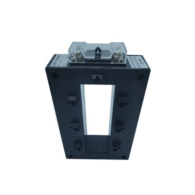 Busbar attraverso il trasformatore corrente